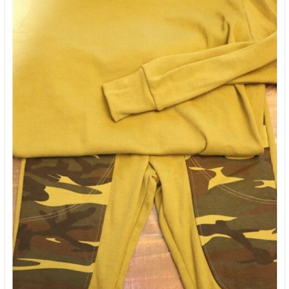 Brand New Camo Loungewear High-Quality Sweatsuit - Picture 8 of 9